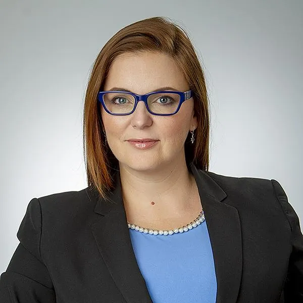 Amy's headshot